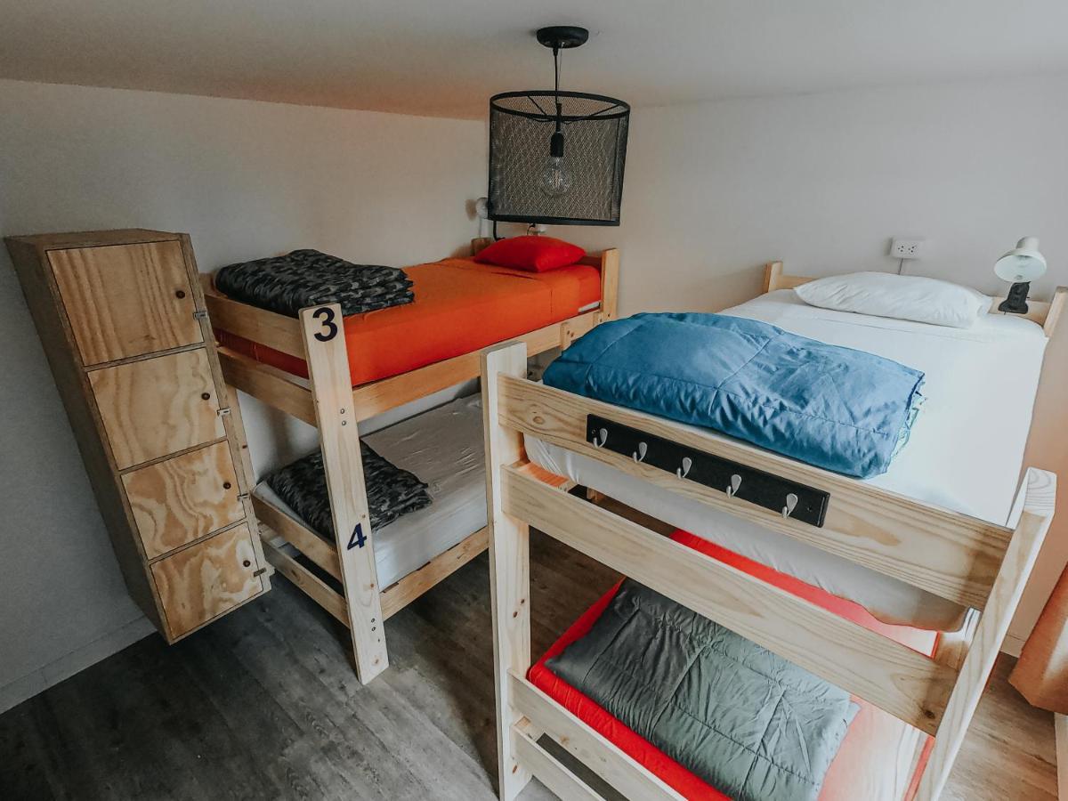 Alpes Lima Kennedy Hostel Ngoại thất bức ảnh