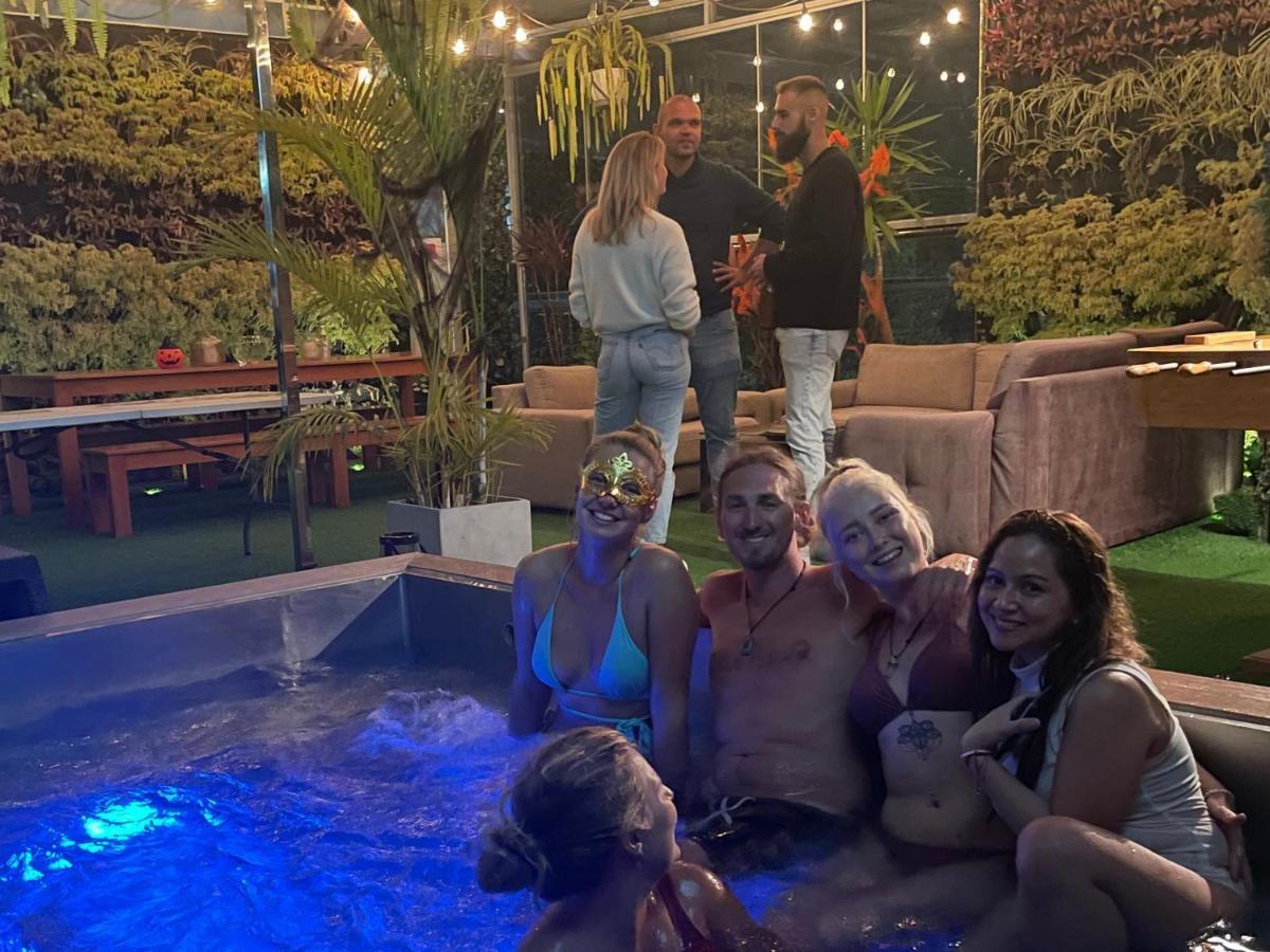 Alpes Lima Kennedy Hostel Ngoại thất bức ảnh