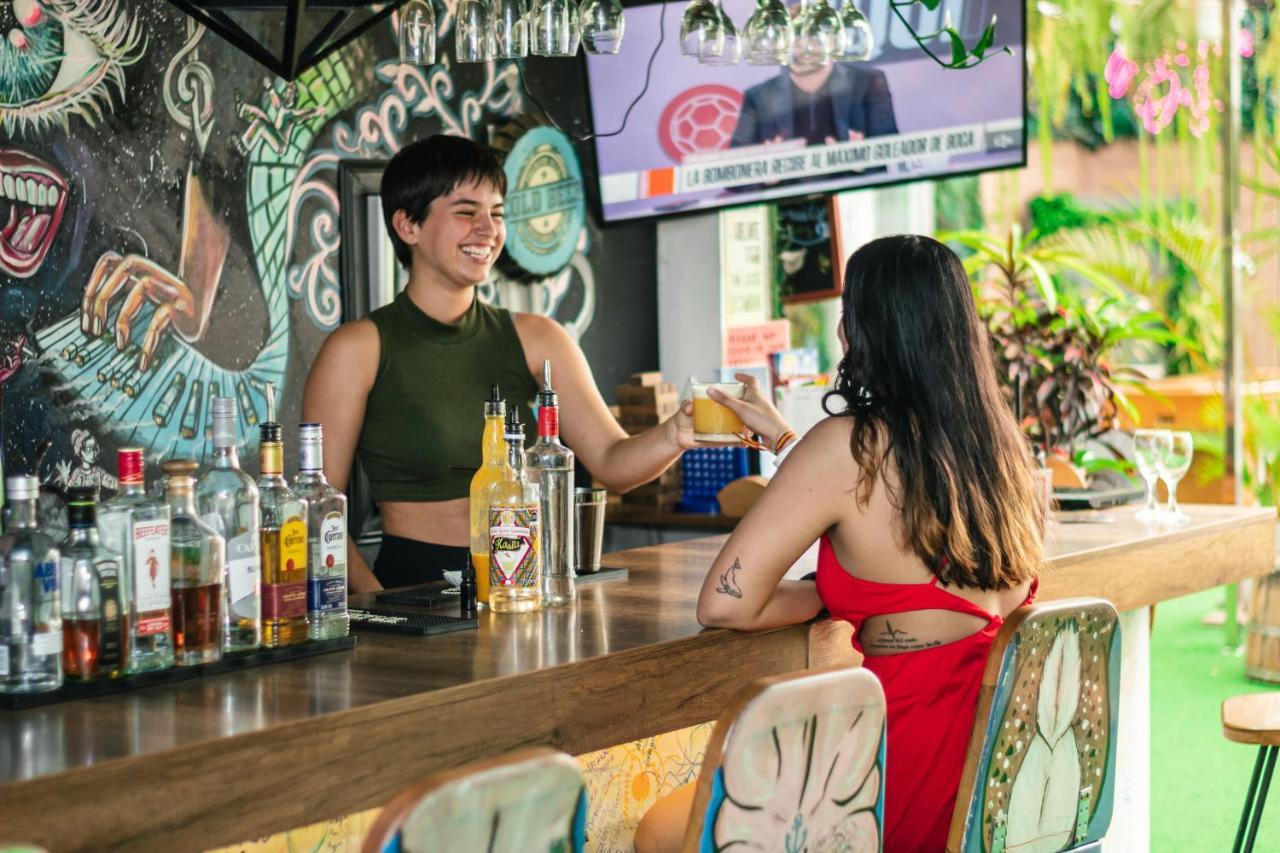 Alpes Lima Kennedy Hostel Ngoại thất bức ảnh